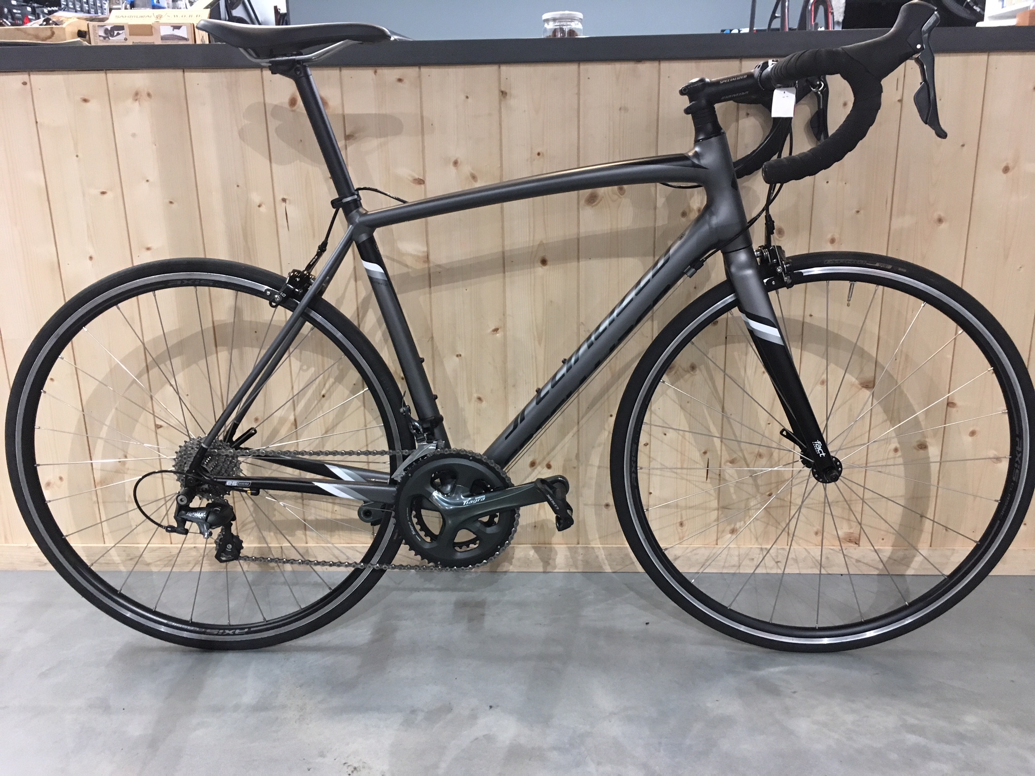 Vélo Specialized occasion à montélimar, route et vtt chez S